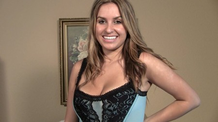 SM Nicole 2 10